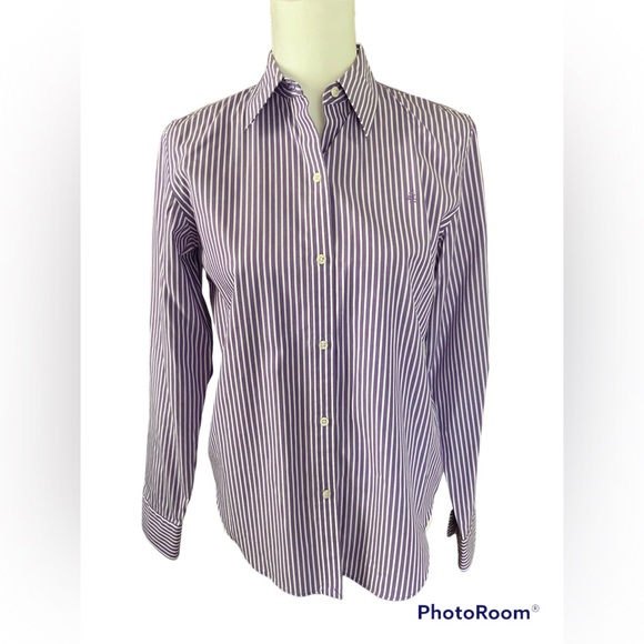 2/20$ Ralph Lauren women’s Shirt - Picture 1 of 3